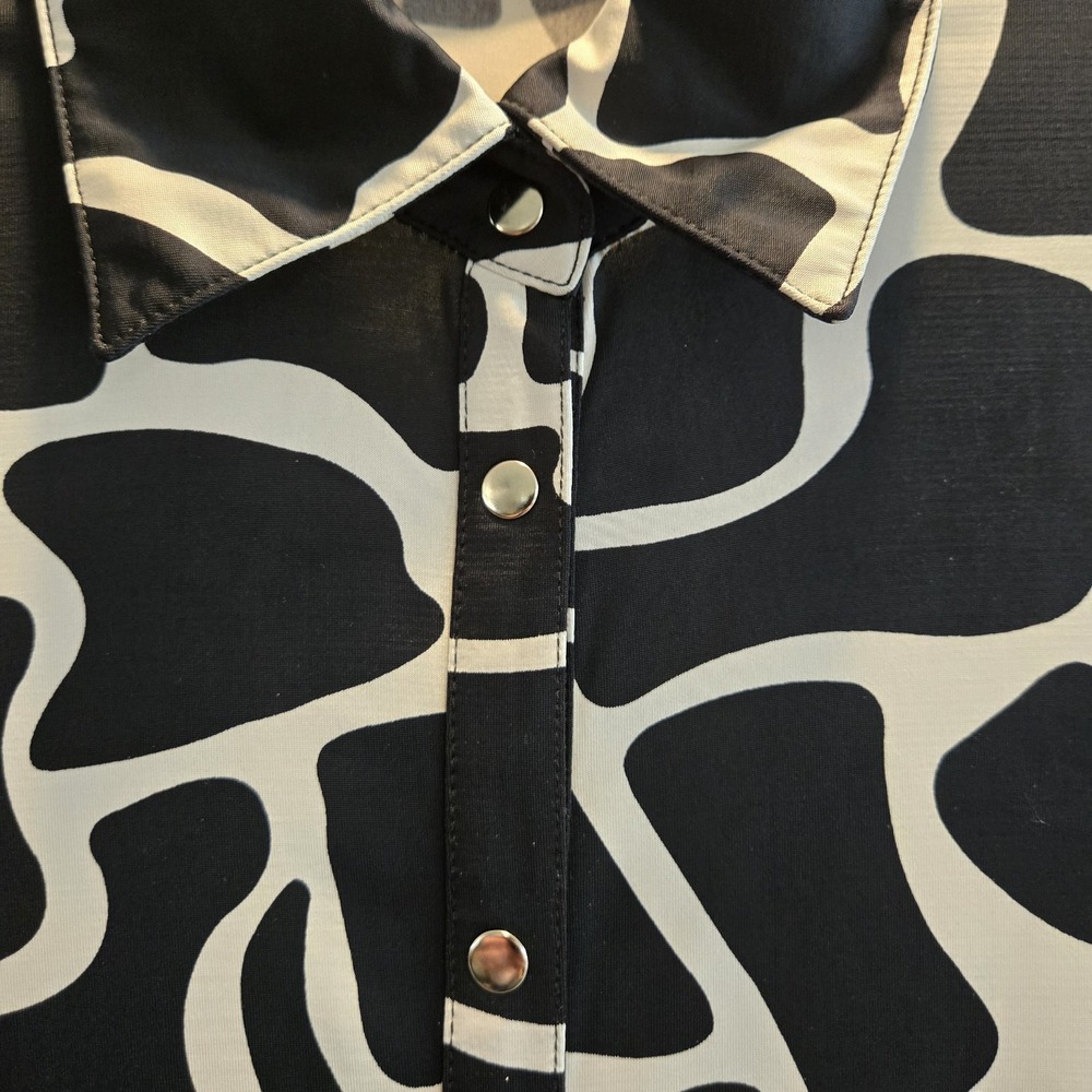 Newport News Giraffe Print Blouse Women's Small Black White Button Front Shirt - Picture 3 of 16